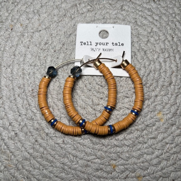 Tell Your Tale Tan and Blue Hoop Earrings - Picture 1 of 4